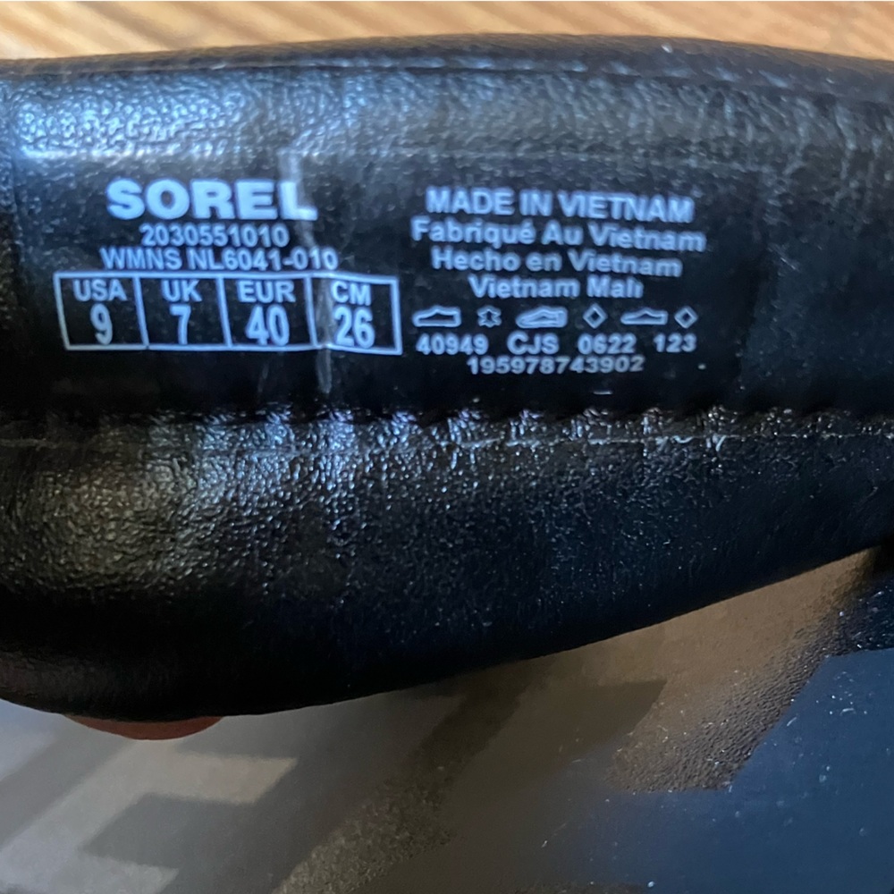 NWOB Sorel Ella Il Leather Puff Slide in Black/Sea Salt Sz 9. - Picture 8 of 11